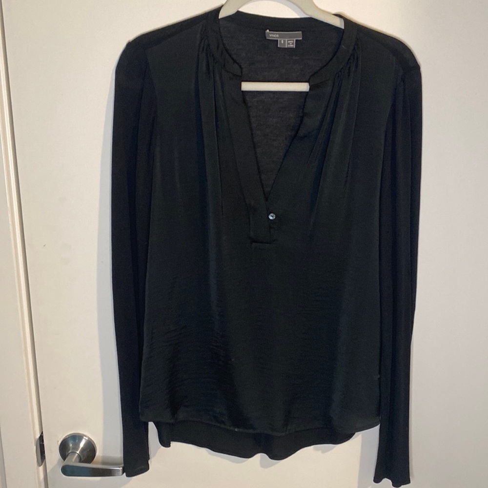 Vince silk blouse size Small